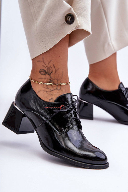 Lakuoti pusbačiai su kulniukais... Lakuoti pusbačiai su kulniukais...