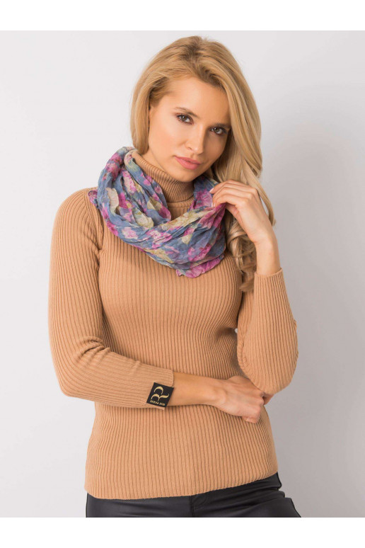 Mėlynas įvyniojimas su gėlių raštu