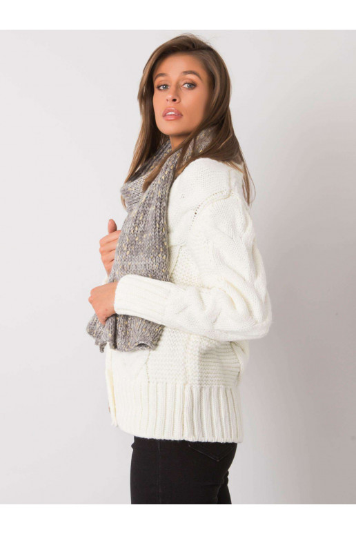 Moteriška pilka skara su auksiniais...