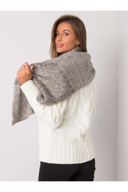 Moteriška pilka skara su auksiniais...