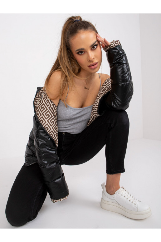 Juoda apverčiama striukė su gobtuvu Arta