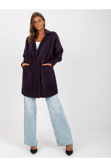 Tamsiai violetinis alpakų...